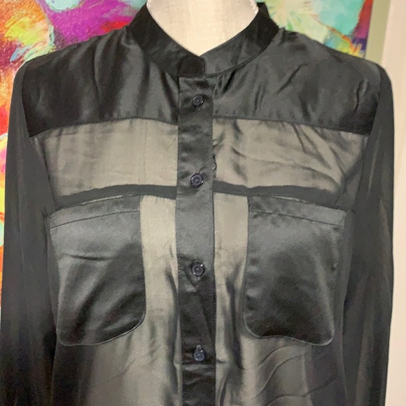 Sheer dress blouse - Picture 2 of 6